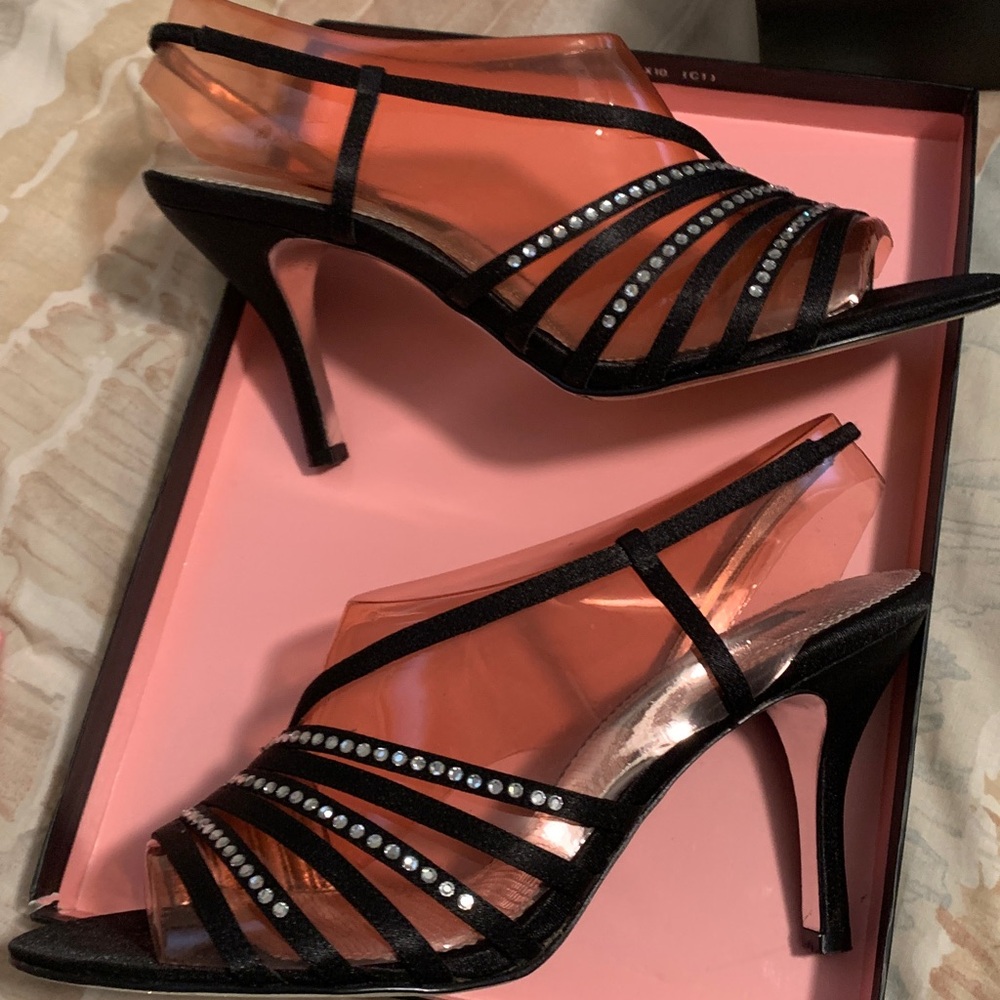 Nina Gandy Black Sandals size 8-1/2 M - Picture 3 of 9
